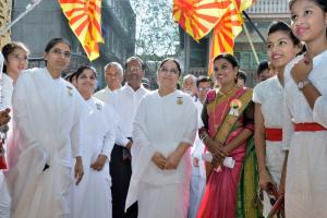 Rajyogini B. K. Shaku didiji, Sis. Seema Vakhare & B.K. Teachers